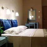 Zorbas Santorini