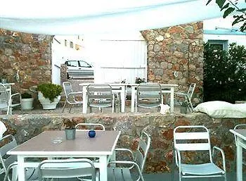 Zorbas Santorini