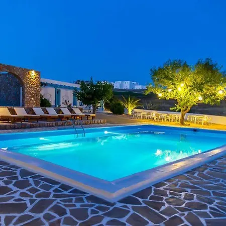 Zorbas Santorini Hotel Pýrgos