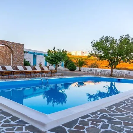 Hotel Zorbas Santorini 3*