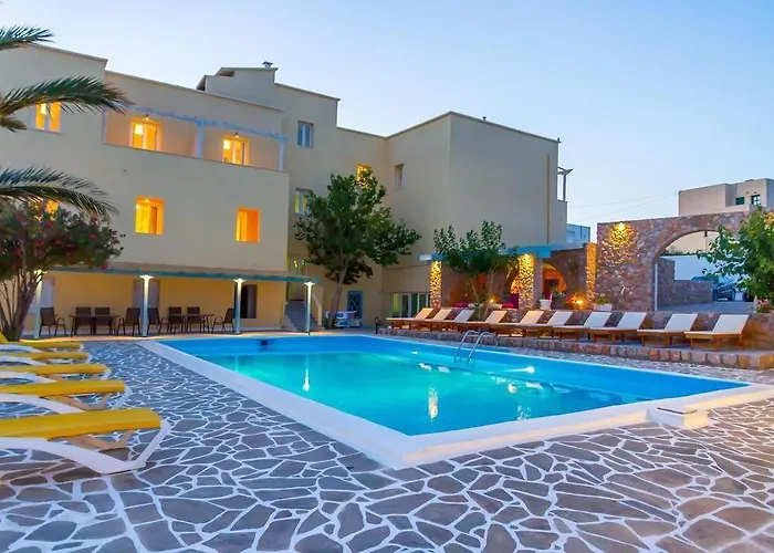 Hotel Zorbas Santorini 3*