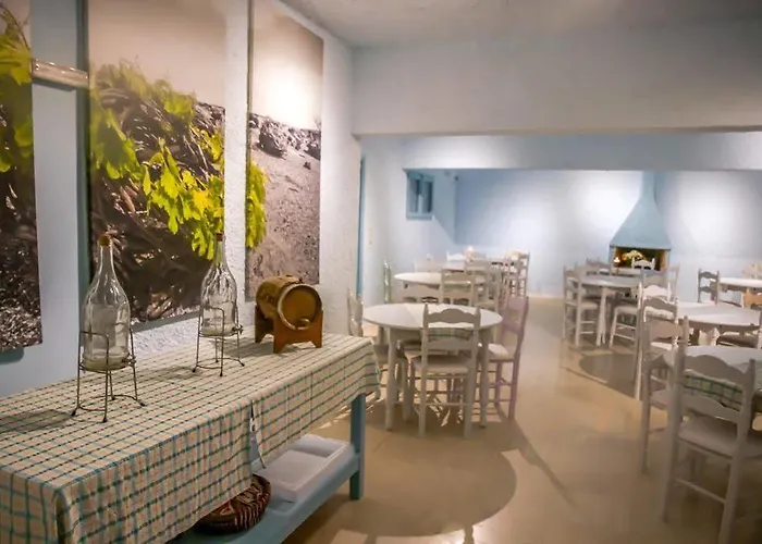 Hotel Zorbas Santorini Pyrgos Kallistis