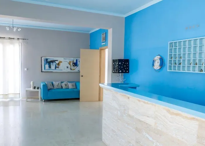 Zorbas Santorini Hotel