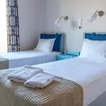 Zorbas Santorini