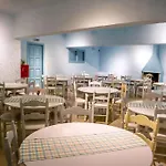 Zorbas Santorini ホテル 3*