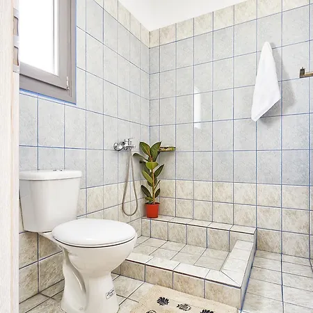 Zorbas Santorini 3* Pyrgos Kallistis