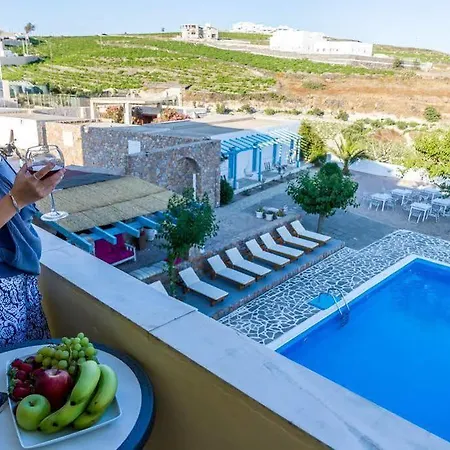 Ξενοδοχείο Zorbas Santorini 3*