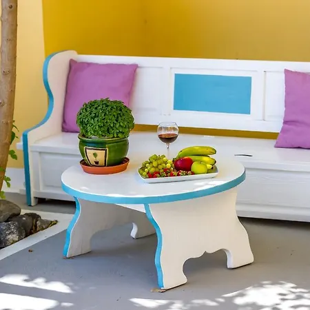 Zorbas Santorini 3* Pýrgos