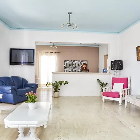 Zorbas Santorini Hotel Pýrgos