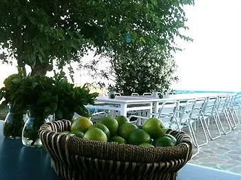 Zorbas Santorini Hotel 3*