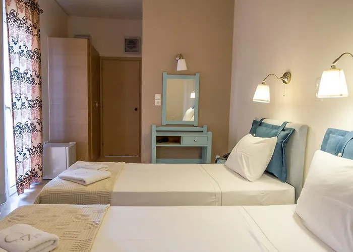 Hotel Zorbas Santorini 3*